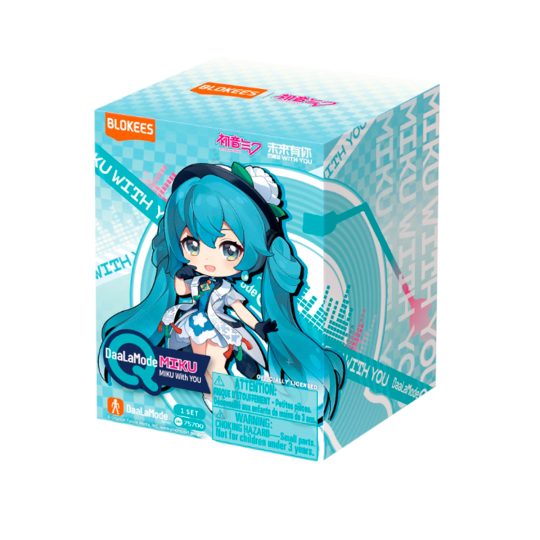 TOYAFBLO1103_8.jpg